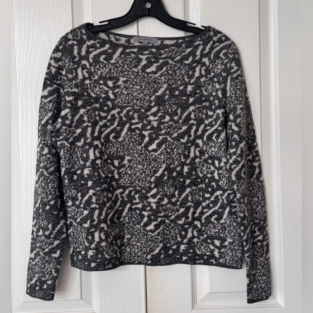 Classiques Entier (Nordstrom Brand) Grey/Black and White Wool & Cashmere Sweater